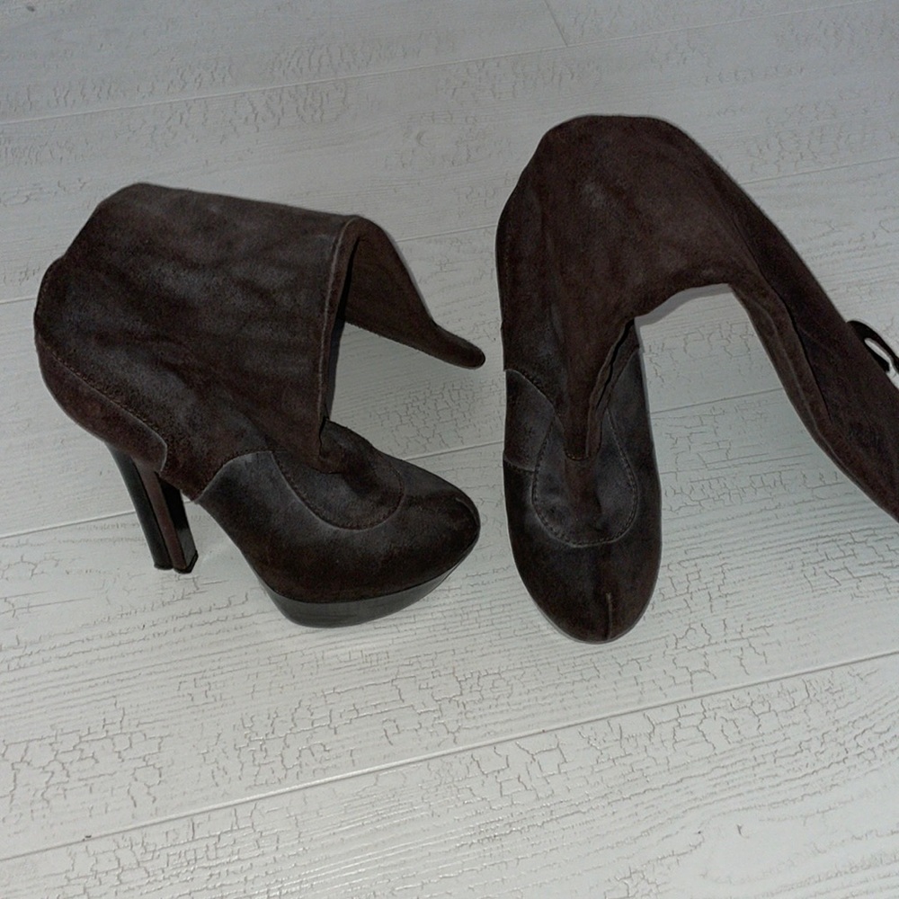 Fendi Heeled Boots